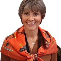 Sue currently serves as the editor for the Journal of the International Association for Falconry (IAF) and has served on the Women’s Working Group for the IAF. In the past, she served as the NAFA Treasurer for 13 years (1997-2010), the NAFA Journal Editor for 20 years (1985-2005), as well as helping organize and run various NAFA meets. Sue obtained her falconry license in 1984 and along with her husband, Dan, has been involved in flying raptors, and raising game birds ever since.